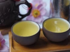 Green tea glow and natural body cleanse